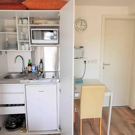 1 Zimmer Apartment Blauer Seestern Allensbach Ferienwohnung